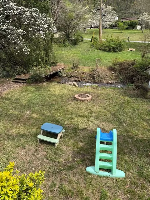 28 Red Brg, Sylva, NC 28779