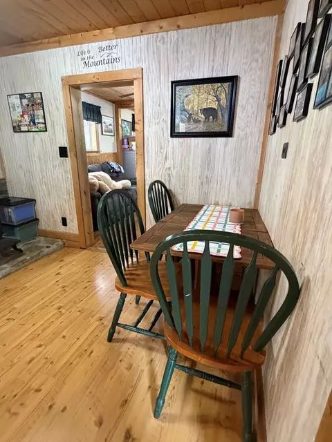 Dining - 28 Red Brg, Sylva, NC 28779 photo 4 of 6