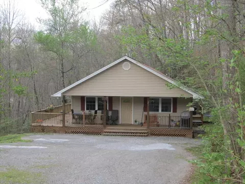 201 Wind Crest Rdg, Sylva, NC 28779