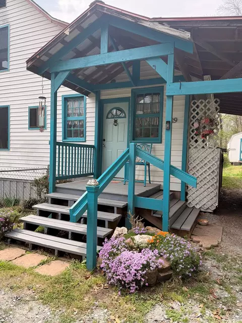 Exterior - 29 Regal Ave, Sylva, NC 28779 photo 4 of 15