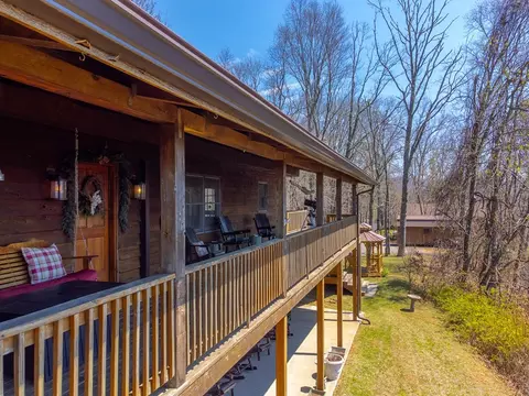 Exterior - 672 Summit Ridge Rd, Franklin, NC 28734 photo 35 of 38
