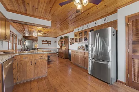 Kitchen - 672 Summit Ridge Rd, Franklin, NC 28734 photo 5 of 5