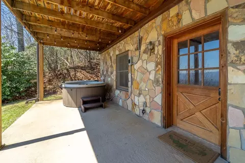 Exterior - 672 Summit Ridge Rd, Franklin, NC 28734 photo 16 of 38