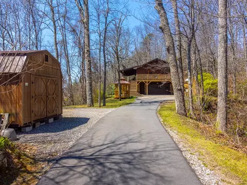 Exterior - 672 Summit Ridge Rd, Franklin, NC 28734 photo 11 of 38