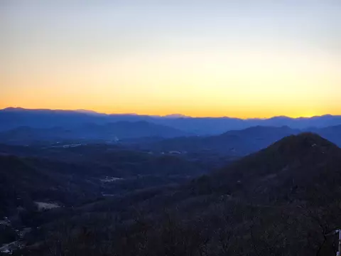 View/Area - 672 Summit Ridge Rd, Franklin, NC 28734 photo 3 of 12