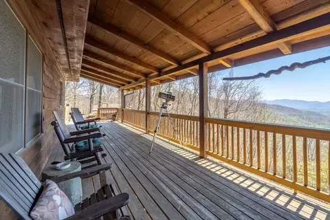 Exterior - 672 Summit Ridge Rd, Franklin, NC 28734 photo 22 of 38