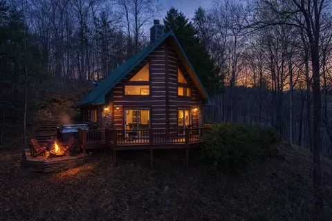 183 Ridge Pl, Bryson City, NC 28713