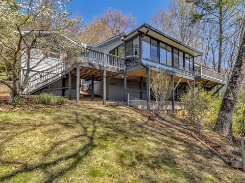 177 Laurel Ln, Otto, NC 28763