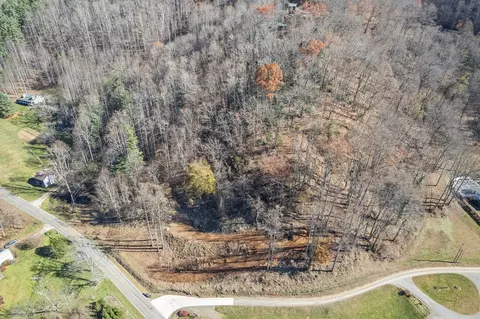 3 Fisher Creek Road, Sylva, NC 28779 photo 2