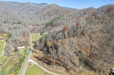 4 White Birch Drive, Sylva, NC 28779 photo 2