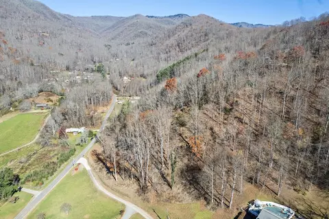 5 White Birch Drive, Sylva, NC 28779 photo 2
