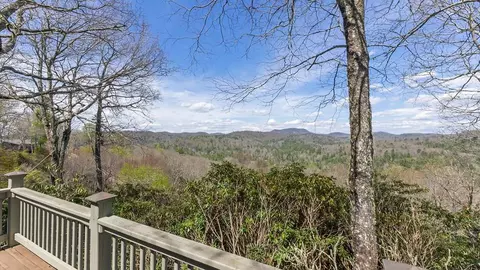 229 Lucerne Dr, Highlands, NC 28741