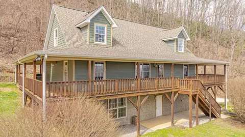 205 Misty Mountain Way, Waynesville, NC 28785
