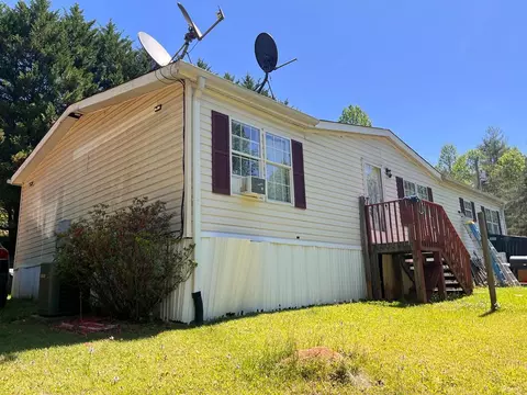 17 Allendale Hills Rd, Franklin, NC 28734