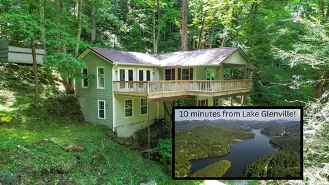 88 Vistawilla Dr, Glenville, NC 28736