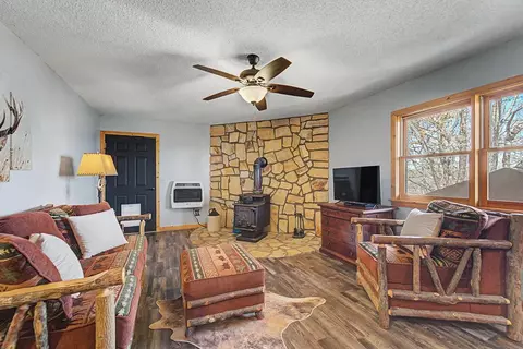 Living - 623 Buggy Barn Rd, Cullowhee, NC 28723 photo 6 of 8