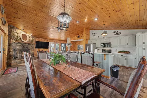 Dining - 623 Buggy Barn Rd, Cullowhee, NC 28723 photo 3 of 5