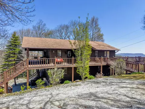 Exterior - 623 Buggy Barn Rd, Cullowhee, NC 28723 photo 2 of 14