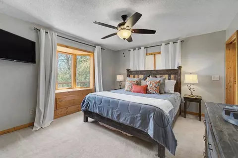 Bedroom - 623 Buggy Barn Rd, Cullowhee, NC 28723 photo 3 of 9