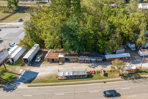 838 E Main St, Franklin, NC 28734 photo 4