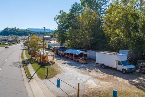 838 E Main St, Franklin, NC 28734 photo 14
