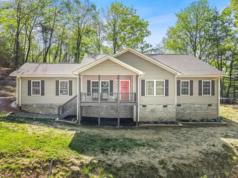 119 Maclor Forest Heights Rd, Franklin, NC 28734