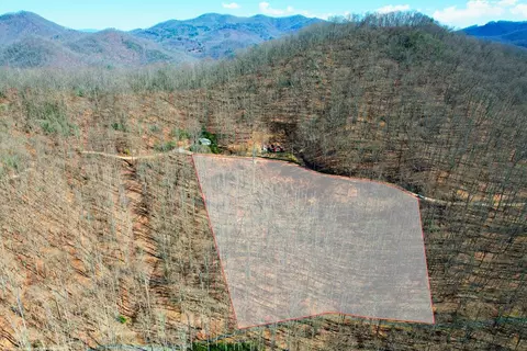 L 47/48 Skyland Dr, Franklin, NC 28734