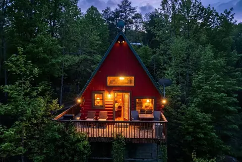 125 Mulberry Ln, Bryson City, NC 28713