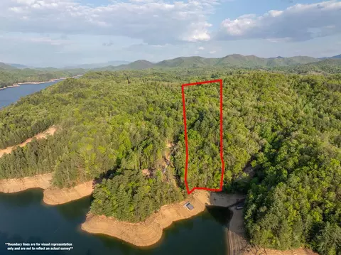 000 Howard Edwards Rd, Robbinsville, NC 28771