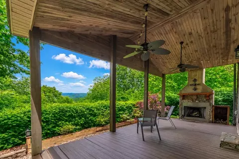 438 Palmetto Rdg, Sylva, NC 28779