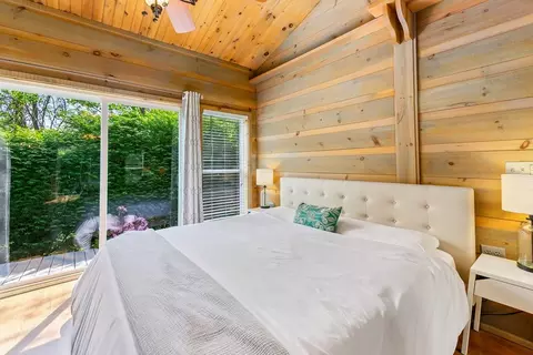 Bedroom - 438 Palmetto Rdg, Sylva, NC 28779 photo 2 of 8