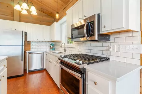 Kitchen - 438 Palmetto Rdg, Sylva, NC 28779 photo 8 of 11