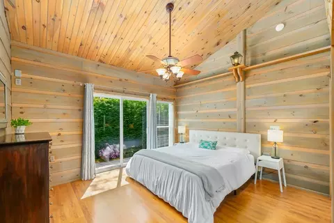 Bedroom - 438 Palmetto Rdg, Sylva, NC 28779 photo 6 of 8