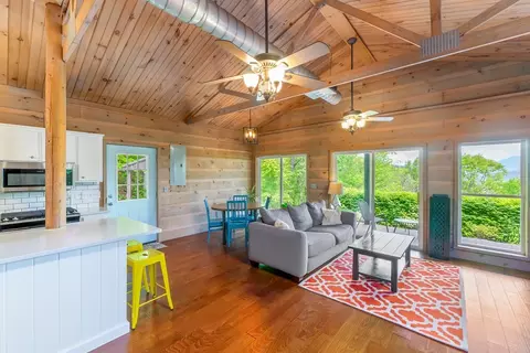 Living - 438 Palmetto Rdg, Sylva, NC 28779 photo 6 of 7