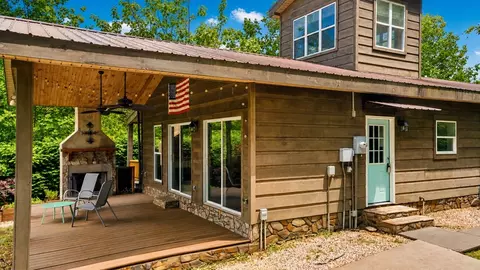 Exterior - 438 Palmetto Rdg, Sylva, NC 28779 photo 8 of 12