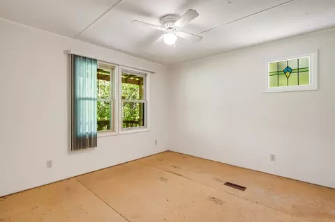 Bedroom - 101 Serenity Ln, Clyde, NC 28721 photo 5 of 6
