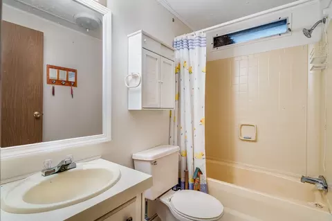 Bath - 101 Serenity Ln, Clyde, NC 28721 photo 1 of 2