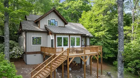 48 Bearfoot Ln, Highlands, NC 28741