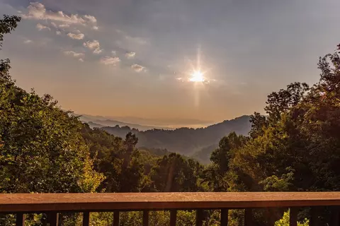 860 Butternut Rdg, Bryson City, NC 28713