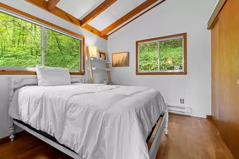 Bedroom - 184 Pinecrest Ln, Franklin, NC 28734 photo 1 of 4