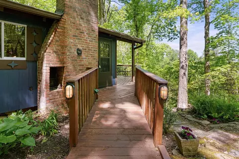 Exterior - 184 Pinecrest Ln, Franklin, NC 28734 photo 8 of 18