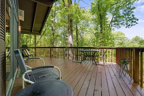 Exterior - 184 Pinecrest Ln, Franklin, NC 28734 photo 10 of 18