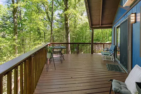 Exterior - 184 Pinecrest Ln, Franklin, NC 28734 photo 11 of 18