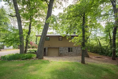 34 Brooks Ln, Otto, NC 28763