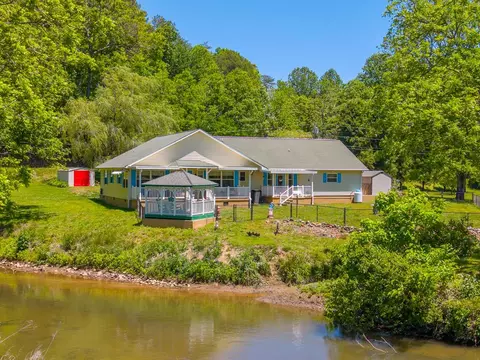 1003 Pete Mccoy Rd, Franklin, NC 28734
