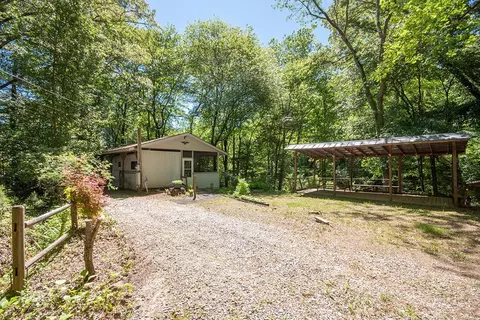 31 Robin Rd, Otto, NC 28763