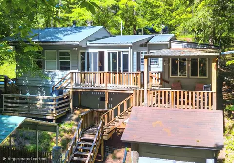16 Limestone Dr, Franklin, NC 28734