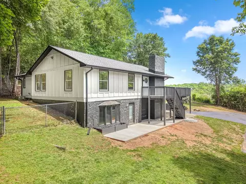 270 Blake Branch Rd, Sylva, NC 28779