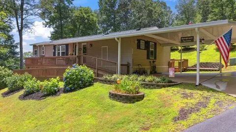 122 Paige Ln, Franklin, NC 28734
