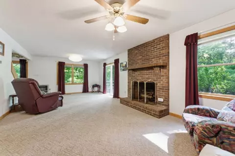Living - 38 Pee Wee Br, Sylva, NC 28779 photo 3 of 9